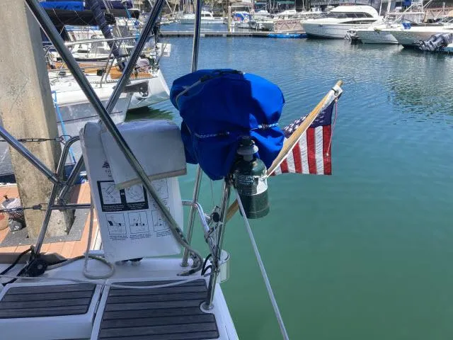 Adelie Yacht Photos Pics 