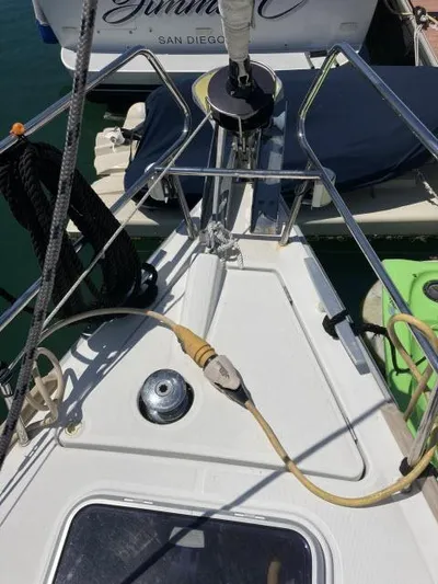 Adelie Yacht Photos Pics 