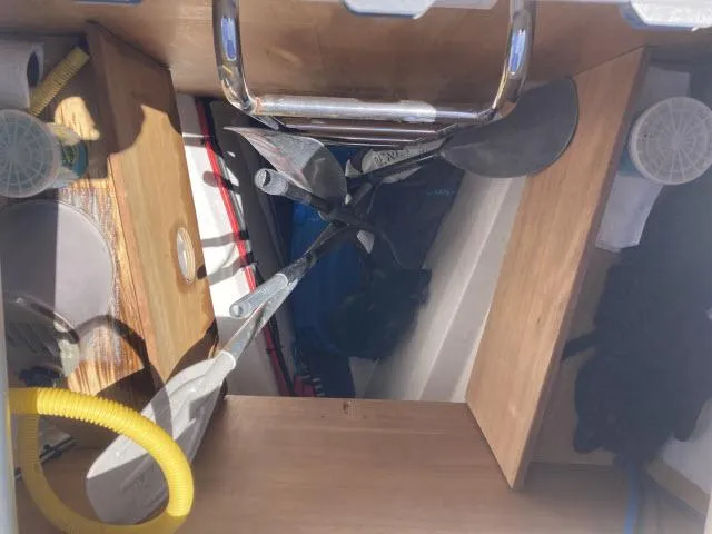 Adelie Yacht Photos Pics 