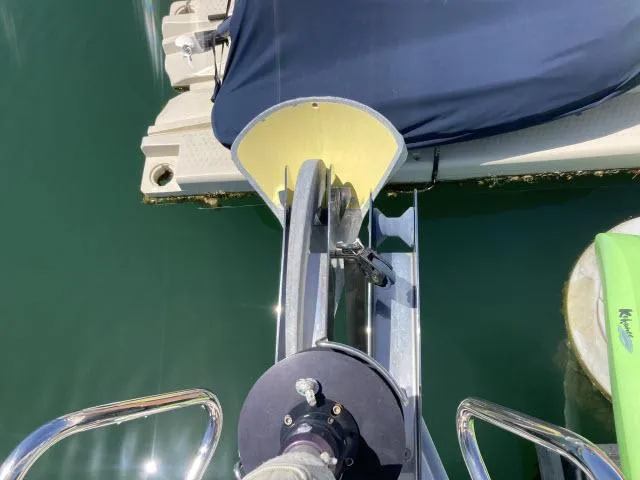 Adelie Yacht Photos Pics 