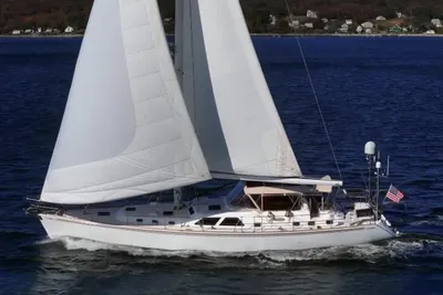 Hylas 70