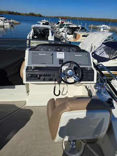 Babylon Yacht Photos Pics Bridge helm