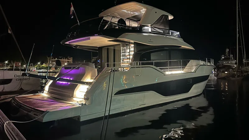  Yacht Photos Pics 