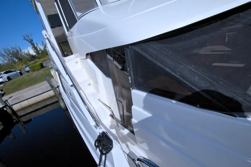 Slow And Easy Yacht Photos Pics 