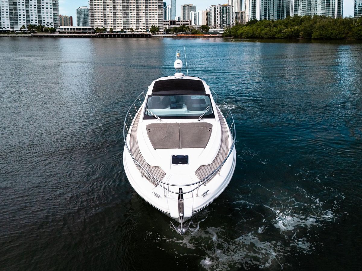 2019 Azimut 43 