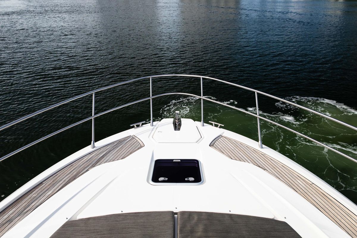 2019 Azimut 43 