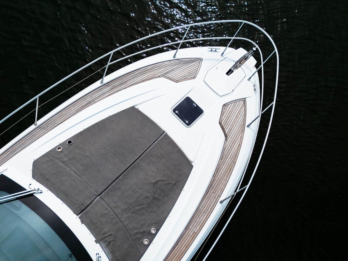 2019 Azimut 43 