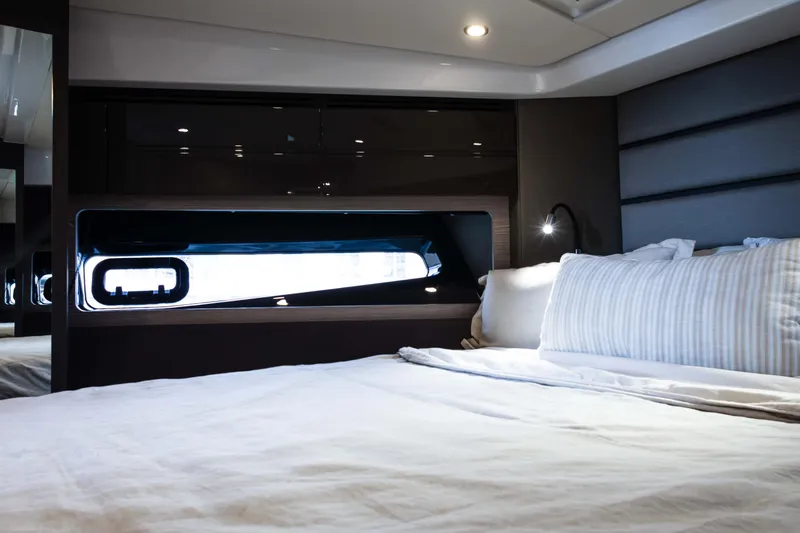 Amici Yacht Photos Pics Luxurious bedroom interior of 2019 Azimut Atlantis 43 yacht with modern design.