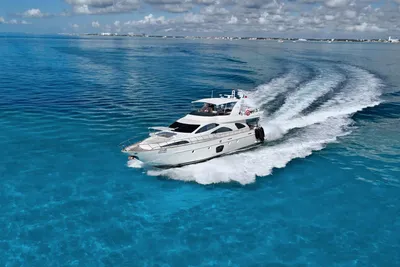 Azimut 80 Carat
