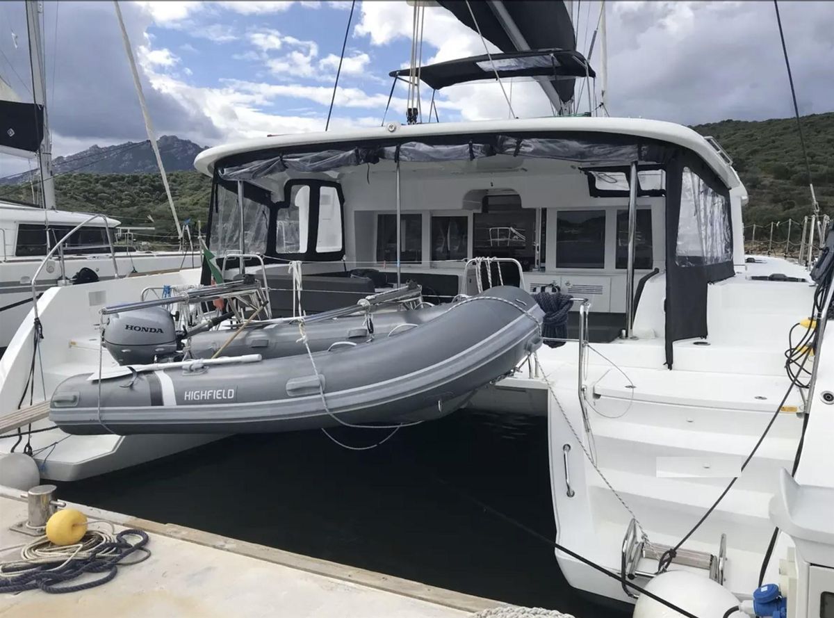 2018 Lagoon 45 