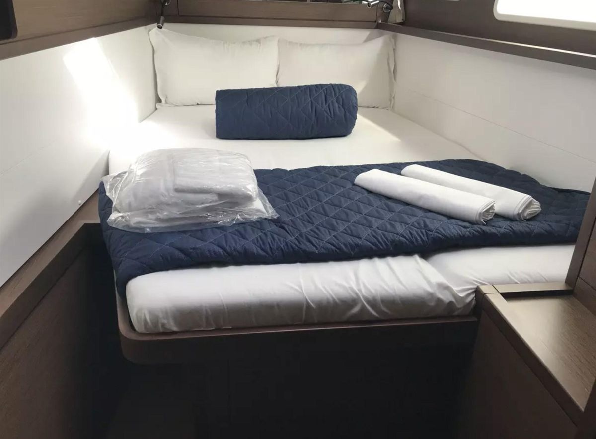 2018 Lagoon 45 