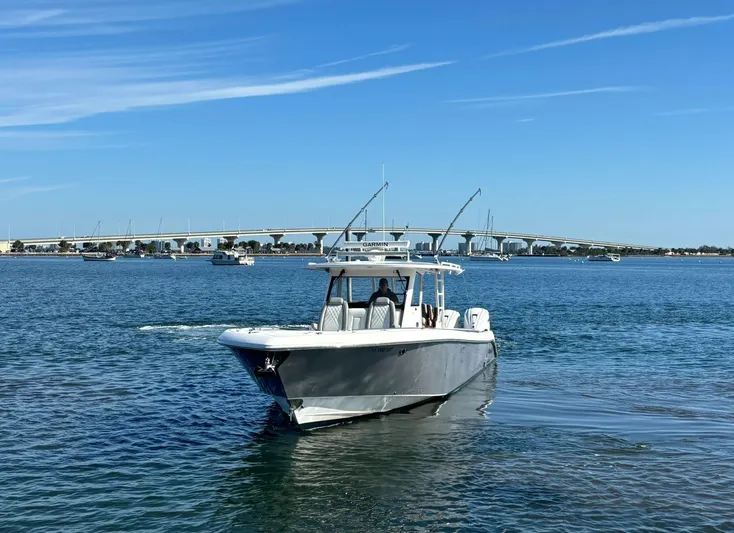  Yacht Photos Pics 2021 Everglades 435 Cc - Image 4