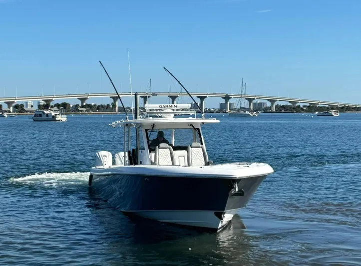  Yacht Photos Pics 2021 Everglades 435 Cc - Image 5