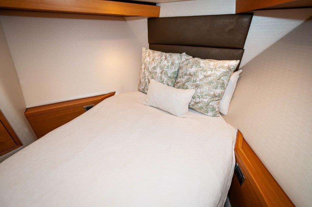 2016 Hatteras 60 