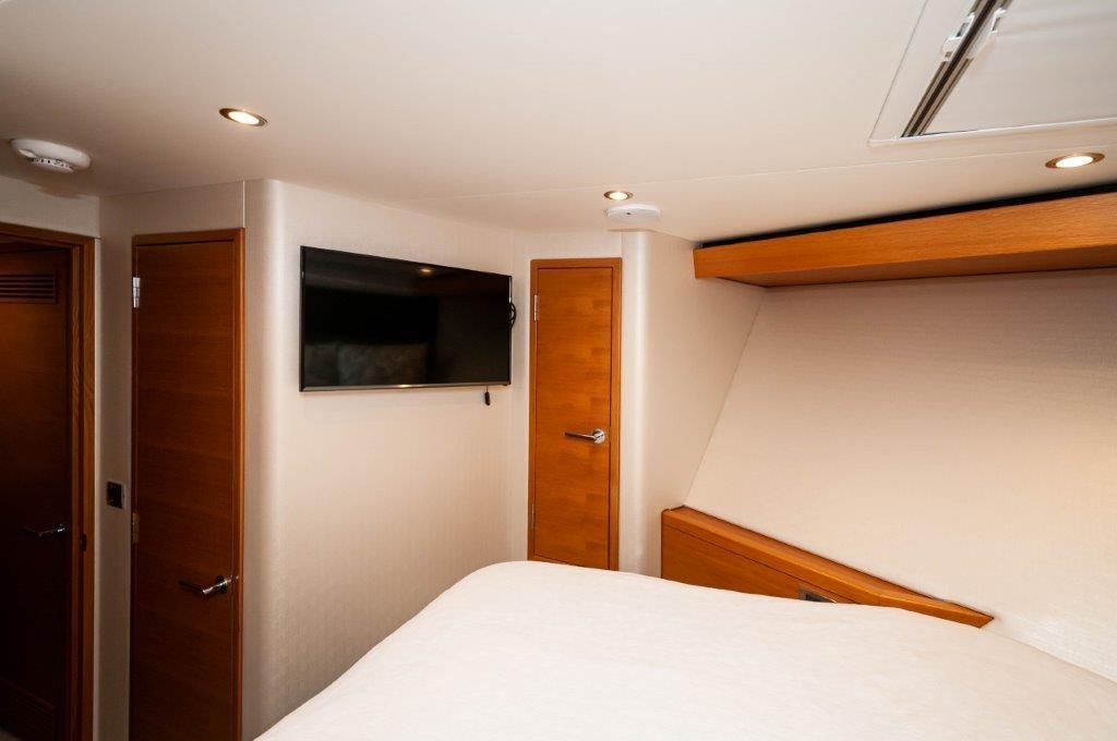 2016 Hatteras 60 