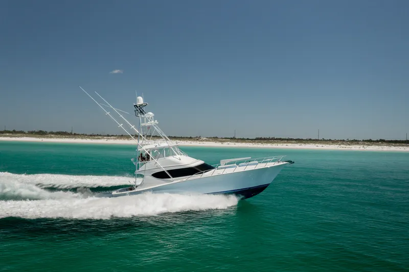 Knot On Call Yacht Photos Pics 2016 Hatteras GT60  KNOT ON CALL  STBD Side