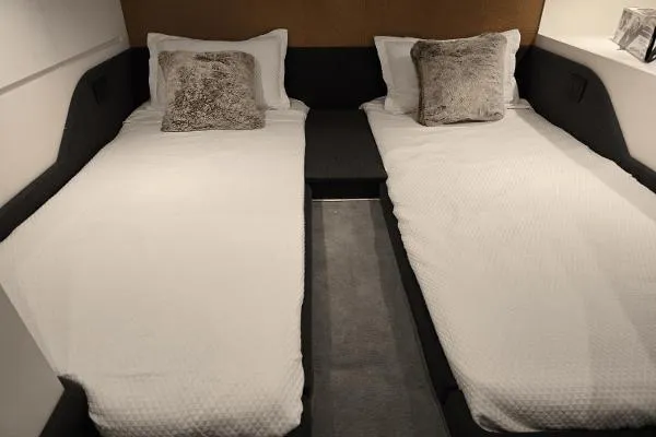 Making Memories II Yacht Photos Pics 