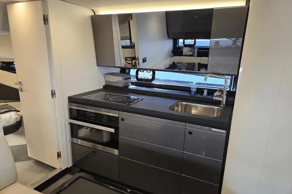 Making Memories II Yacht Photos Pics 