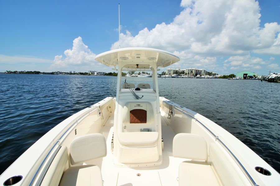 2020 Cobia 280 CC