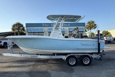 Pioneer 222 Islander