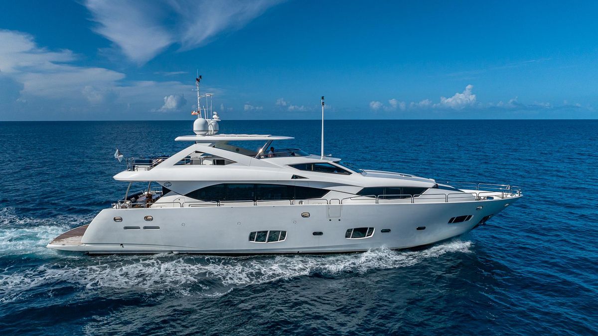 2010 Sunseeker 98 