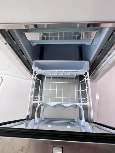  Yacht Photos Pics 2018 Pursuit 325 Dc - Image 10