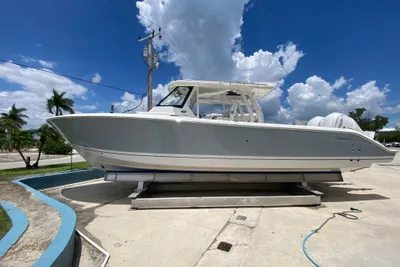 Pursuit S 358