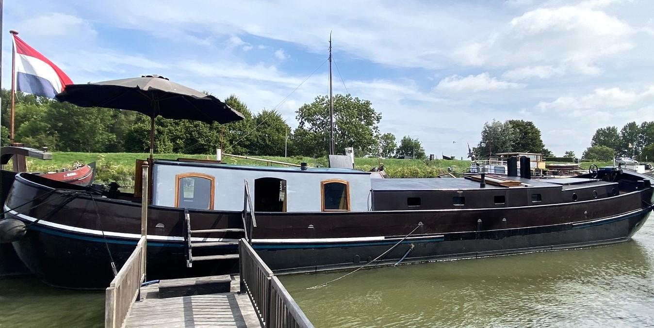 1912 Klipperaak 16.93 Met Ligplaats