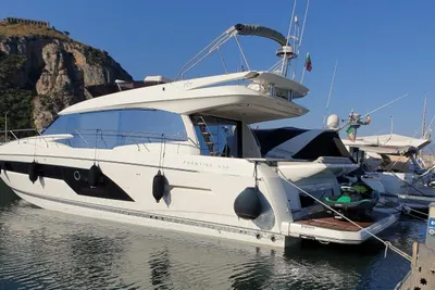 2020 Prestige 590