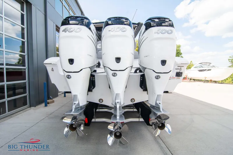  Yacht Photos Pics 2023 Fountain 38 SC with triple 400 horsepower engines at Big Thunder Marine.