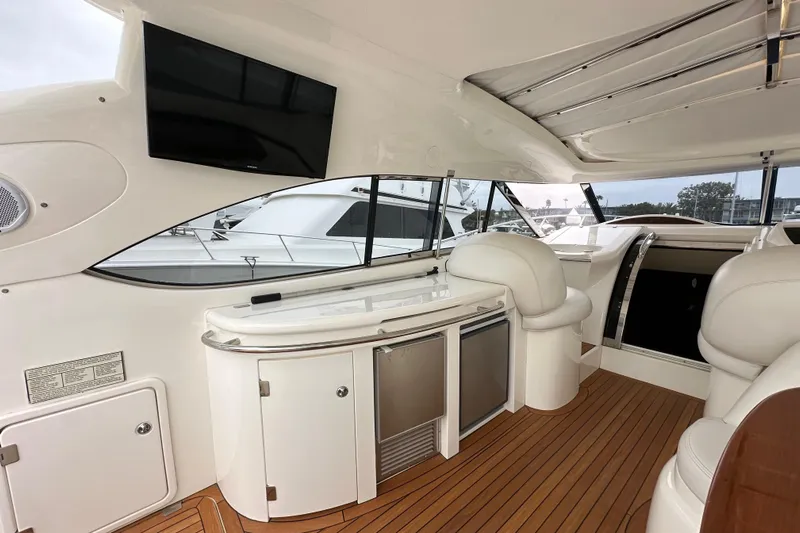 D Yacht Photos Pics Luxurious interior of 2000 Sunseeker Predator 60 yacht with sleek design and modern amenities.