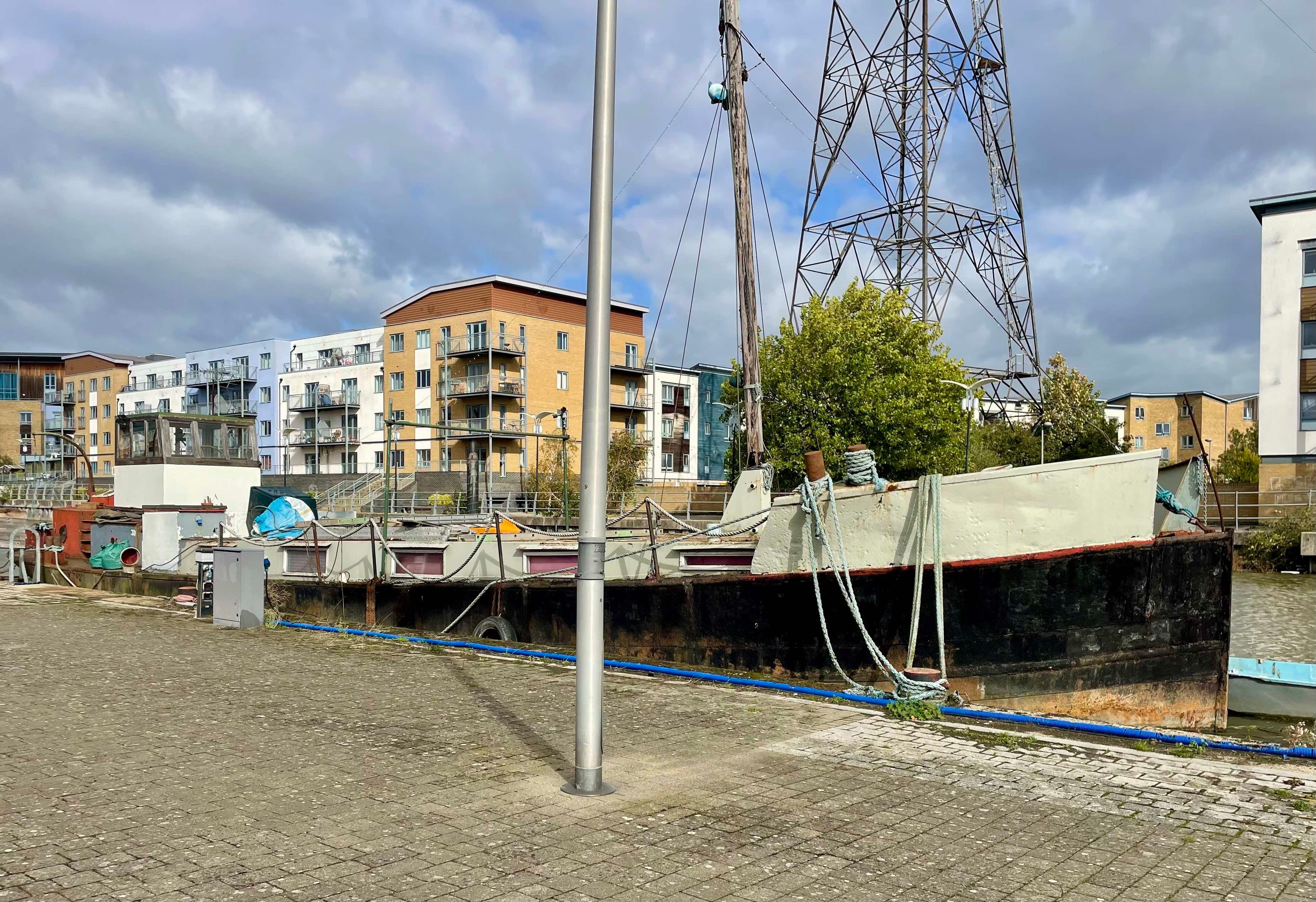 1917 Dutch Barge Dutch Barge-Project Liveaboard