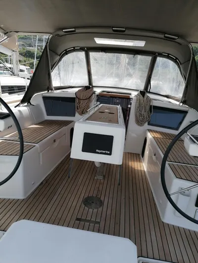 Parbleu Yacht Photos Pics 