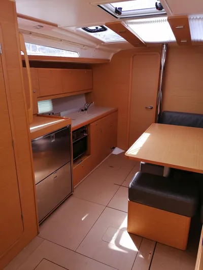 Parbleu Yacht Photos Pics 