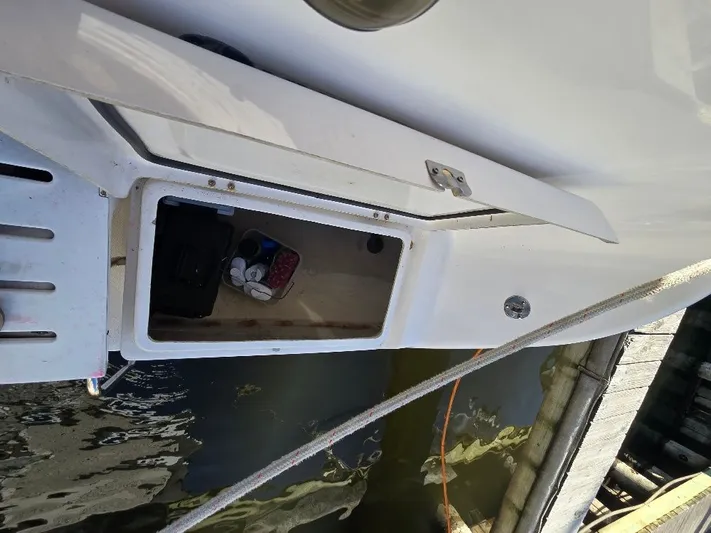 Express Mail Yacht Photos Pics 