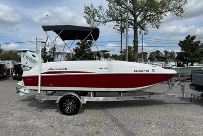 Hurricane SunDeck Sport 188 OB