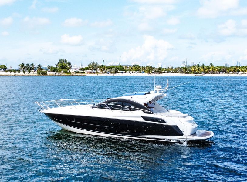 2014 Sunseeker San Remo