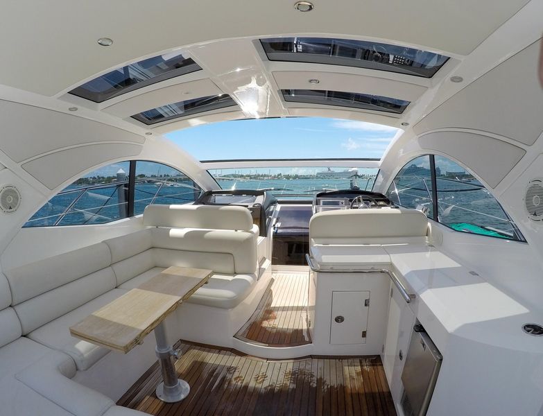 2014 Sunseeker San Remo