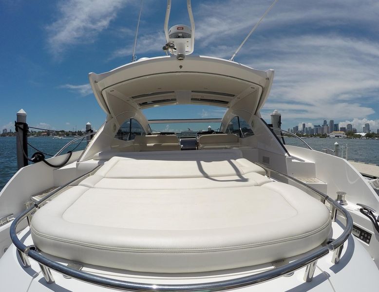 2014 Sunseeker San Remo