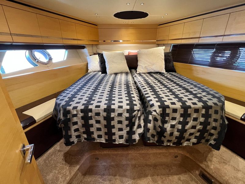 2014 Sunseeker San Remo