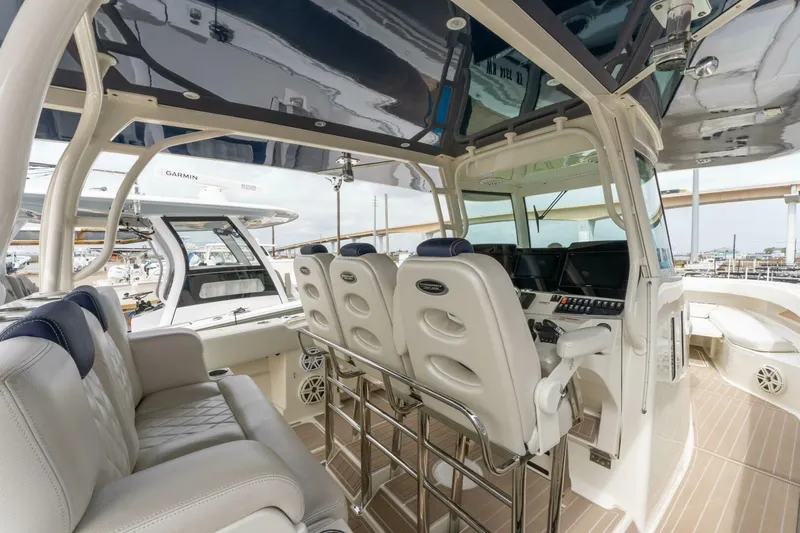  Yacht Photos Pics 2018 Hydra-Sports 4200 Siesta boat interior with luxurious seating and advanced navigation systems.