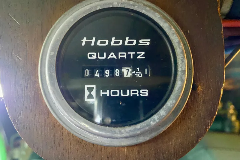 Lazy Livin' Yacht Photos Pics Hobbs Quartz hour meter on 1971 Hatteras 43 Double Cabin, showing 4987.1 hours.