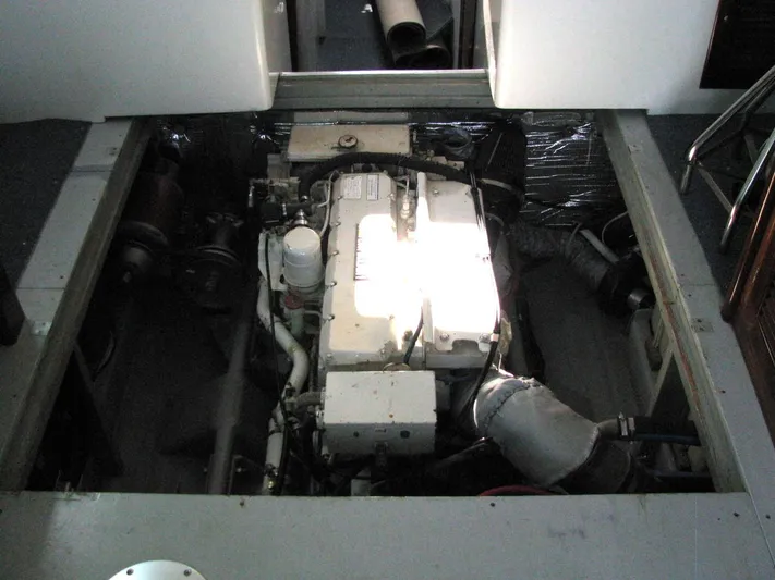 About Time Yacht Photos Pics 