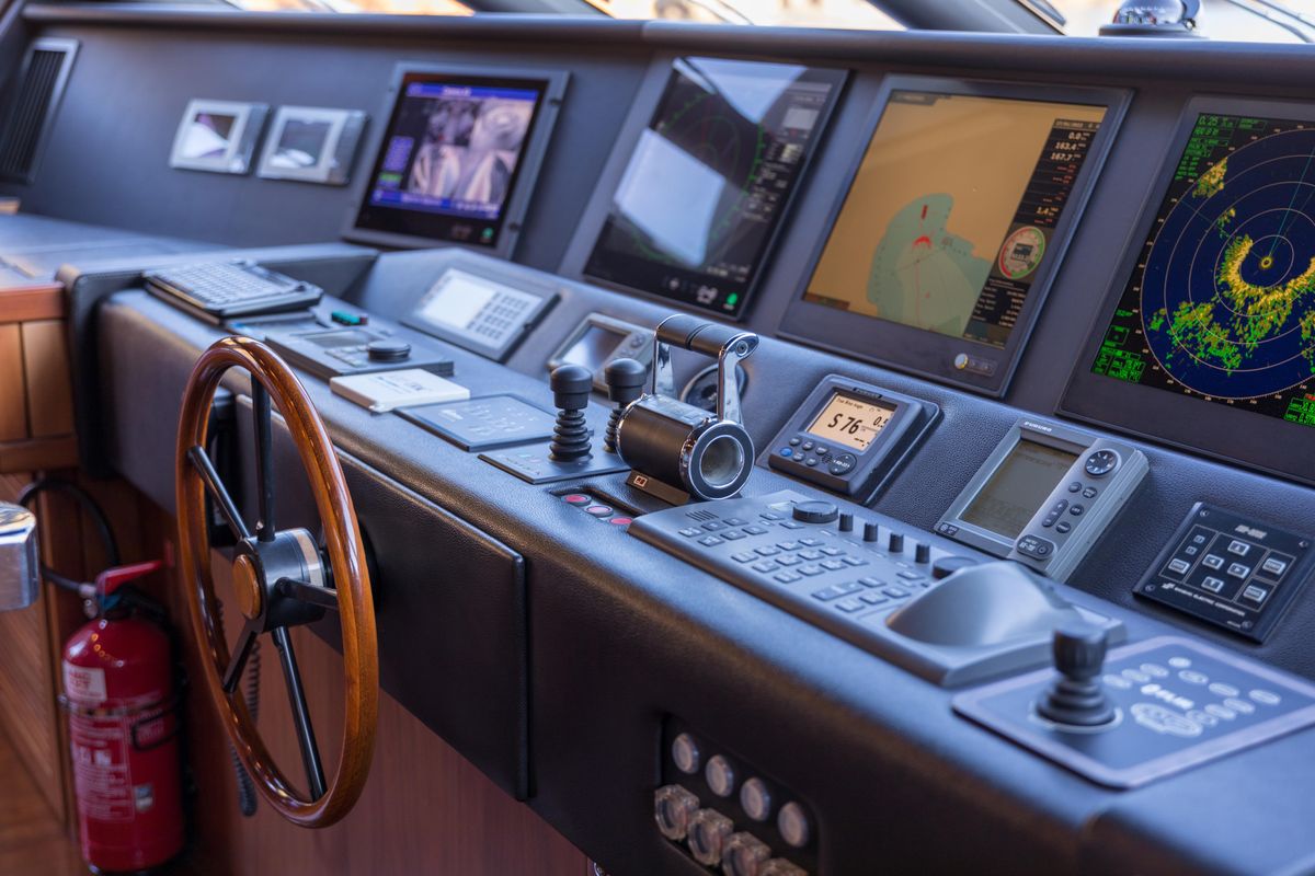 2009 Sunseeker 121 