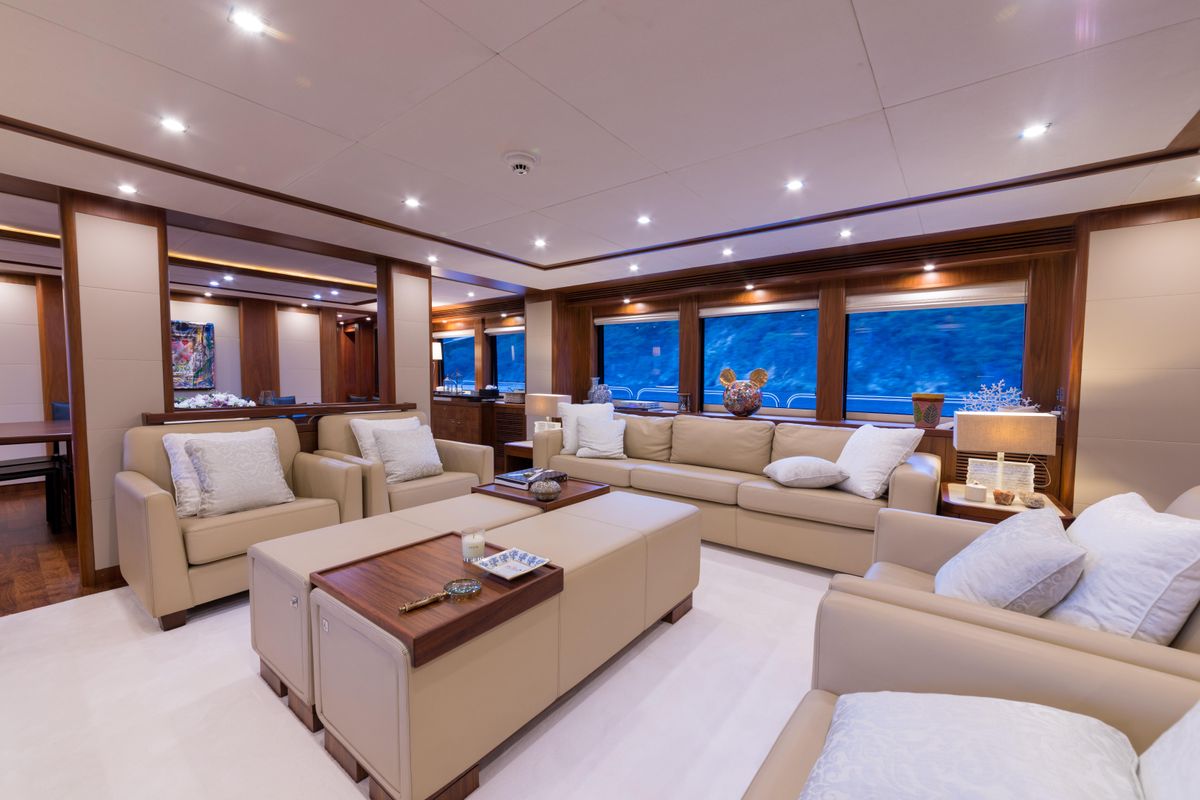 2009 Sunseeker 121 