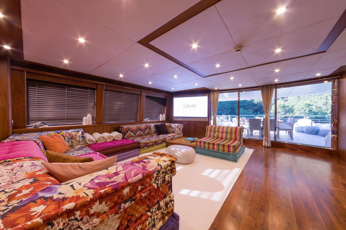 2009 Sunseeker 121 