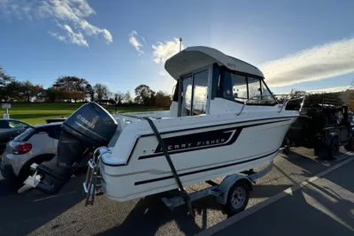 2015 Jeanneau Merry Fisher 605