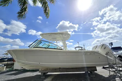 Cobia 280 DC