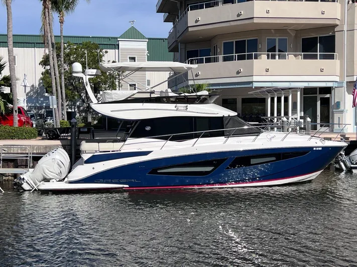  Yacht Photos Pics 2022 Regal 42 Fxo - Image 4