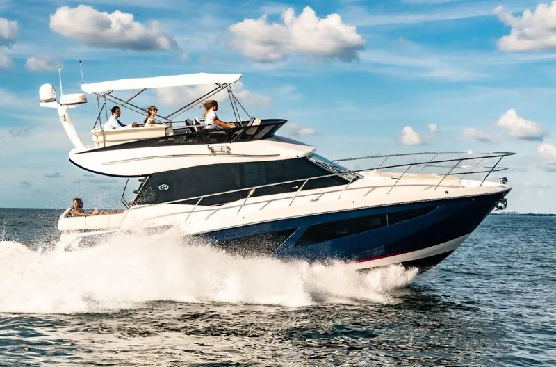  Yacht Photos Pics 2022 Regal 42 Fxo - Image 6